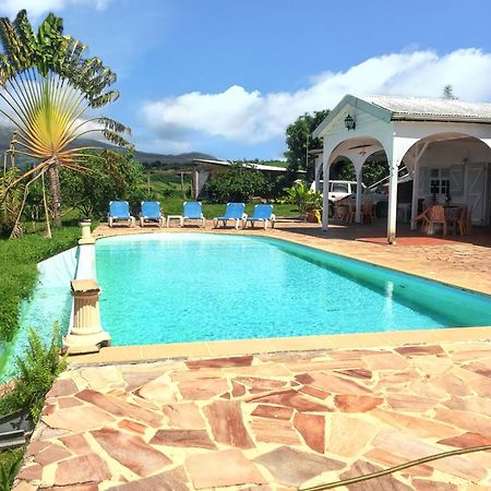 Villa Enchantee Avec Vue Sur Mer Et Piscine Au Carbet Λε Καρμπέ Εξωτερικό φωτογραφία